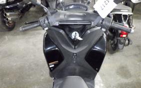 YAMAHA TRICITY 125 A 1999 SE82J