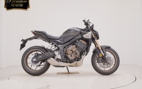 HONDA CB650R E-Clutch 2025 RH17