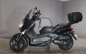 YAMAHA X-MAX 250 SG22
