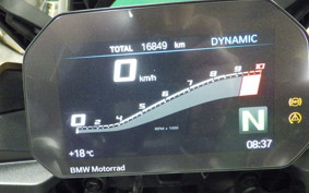 BMW F900XR 2021