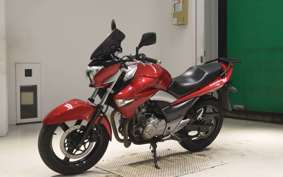 SUZUKI GSR250