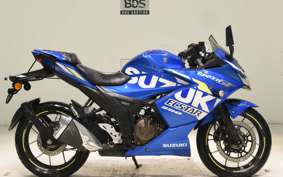 SUZUKI GIXXER 250 SF 2001