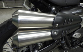 TRIUMPH STREET SCRAMBLER 2021