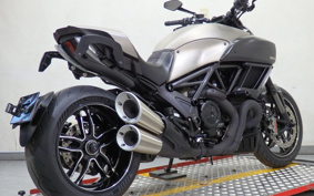 DUCATI DIAVEL TITANIUM 2015 ZDMG105JAFB