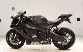 YAMAHA YZF-R1 2016