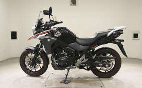 SUZUKI Vｽﾄﾛｰﾑ250A 2025