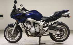 YAMAHA FZS600 FAZER 2005