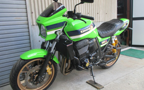 KAWASAKI ZRX1200 DAEG 2015 ZRT20D