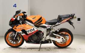 HONDA CBR1000RR 2022 SC57