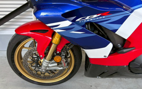 HONDA CBR1000RR-R FB SP 2023 SC82