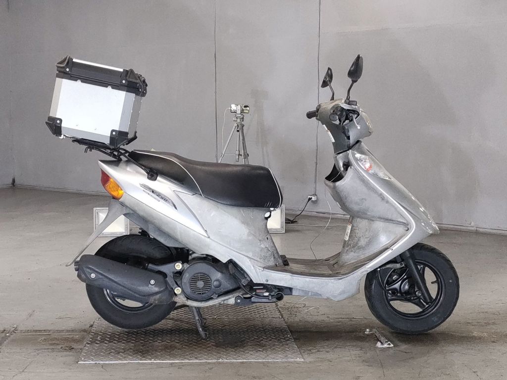 Фото Suzuki ADDRESS V125 с японского аукциона