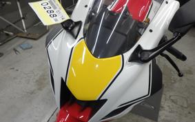 YAMAHA YZF-R7 2022 RM39J