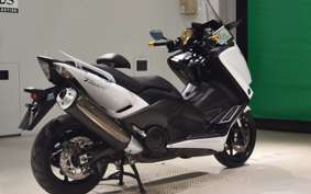YAMAHA T-MAX 530 2015