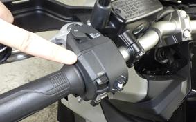 HONDA X-ADV 750 2025 RH21