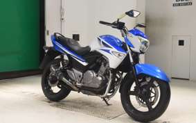 SUZUKI GSR250 2023