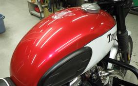 TRIUMPH BONNEVILLE T120 2020