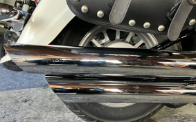 SUZUKI  INTRUDER  CLASSIC 400 YELLOW YA -STROKE W 2009 VK56A