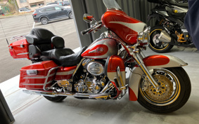 HARLEY  HARLEY FLHTCU3 CVO 2008 PR4