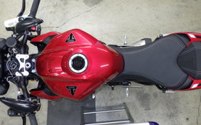 TRIUMPH STREET TRIPLE RS 2024