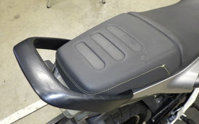 HUSQVARNA SVARTPILEN 125