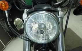 HARLEY XL883R 2005