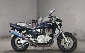YAMAHA XJR1300 1998 RP01J