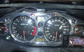 SUZUKI GSX-1300R HAYABUSA 2000