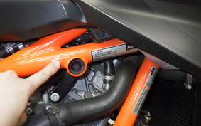 KTM 1290 SUPER DUKE R 2021