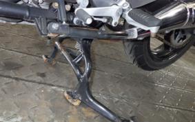 SUZUKI GSR250