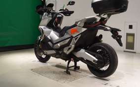 HONDA X-ADV 750 2017 RC95