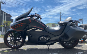 HONDA NM4 VULTUS -02 2016 RC82