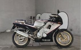 YAMAHA FZR250 2KR