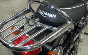 TRIUMPH BONNEVILLE T100 2016