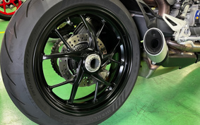 DUCATI STREET FIGHTER V2 2022 3F00