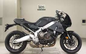 YAMAHA XSR900 GP 2025