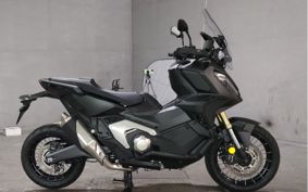 HONDA X-ADV 750 RH10