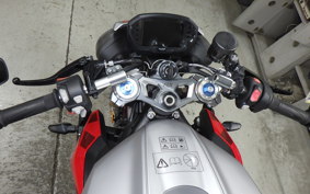 TRIUMPH STREET TRIPLE RX 2026