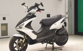 ADVIA R125