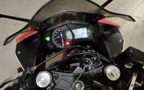 YAMAHA YZF-R25 RG10J