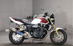 HONDA CB1300SF SUPER FOUR Special 2025 SC54
