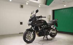 HONDA CB1300SB SUPER BOLDOR 2025 SC54