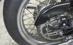 TRIUMPH BONNEVILLE T100 2012