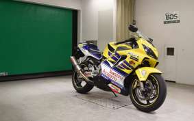 HONDA CBR600F GEN 3 2002 PC35