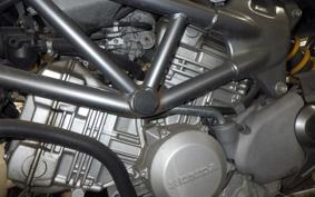 HONDA VTR 250 2005 MC33