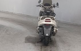 YAMAHA MAJESTY 125 SE27