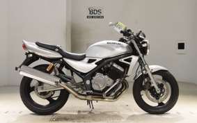 SUZUKI GSX250FX 2023 ZR250C