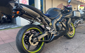 YAMAHA YZF-R1 2004 RN13