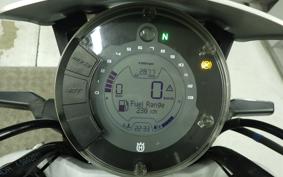 HUSQVARNA SVARTPILEN 250 2013