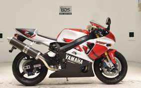YAMAHA YZF-R7 2000