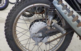 SUZUKI TS125 TS125